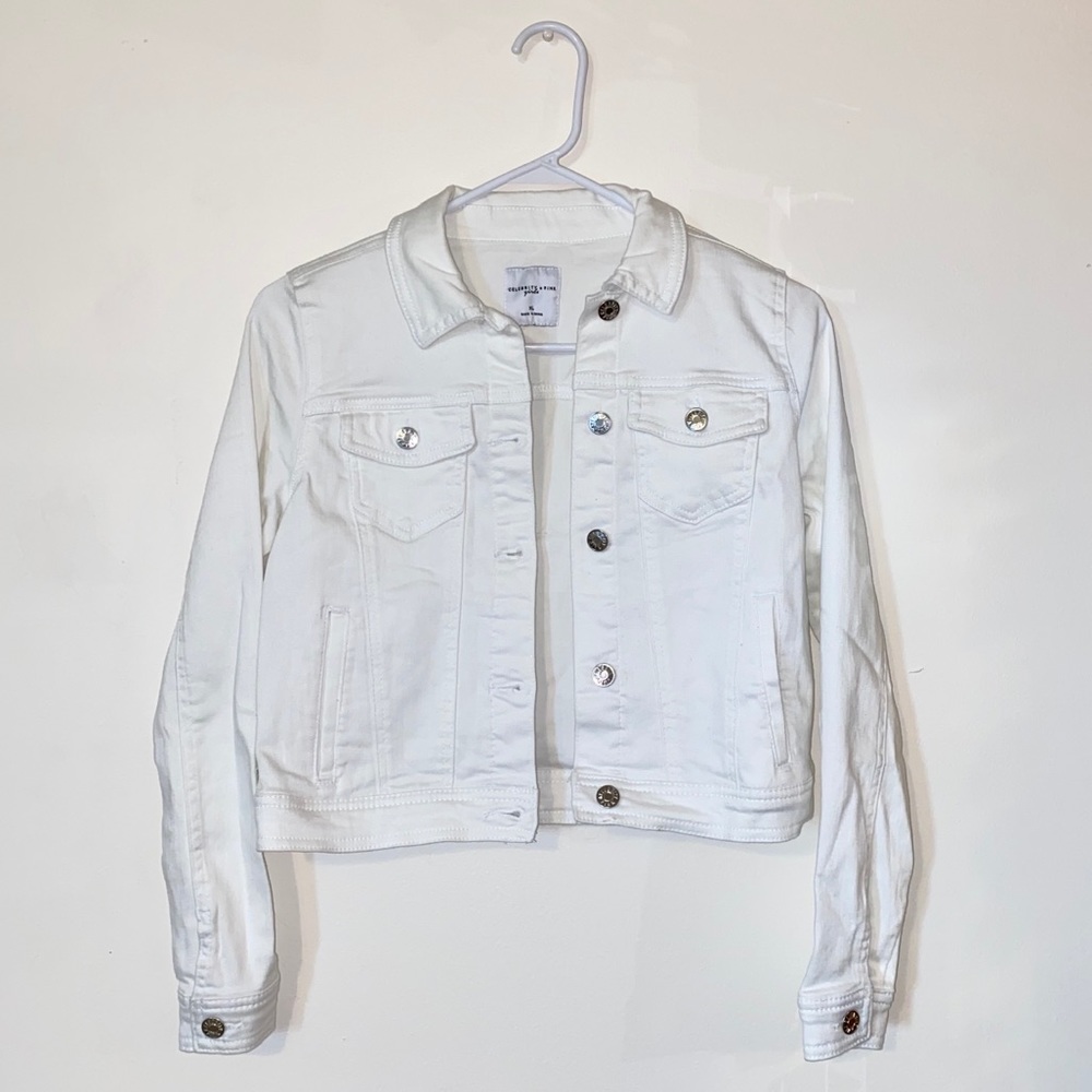 EXCELLENT CONDITION- White Jean Jacket